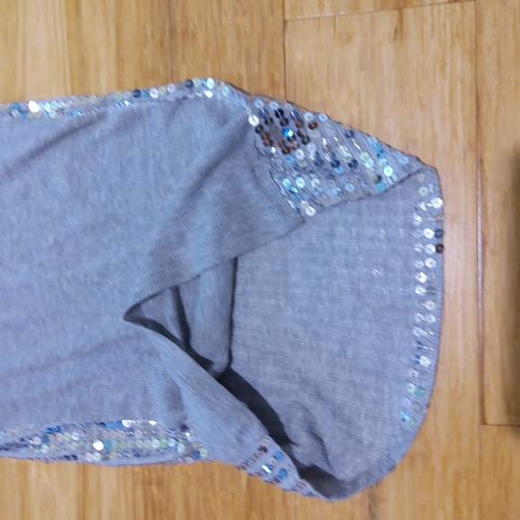 Silvery shimmery bright sequin tank top - Picture 6 of 6